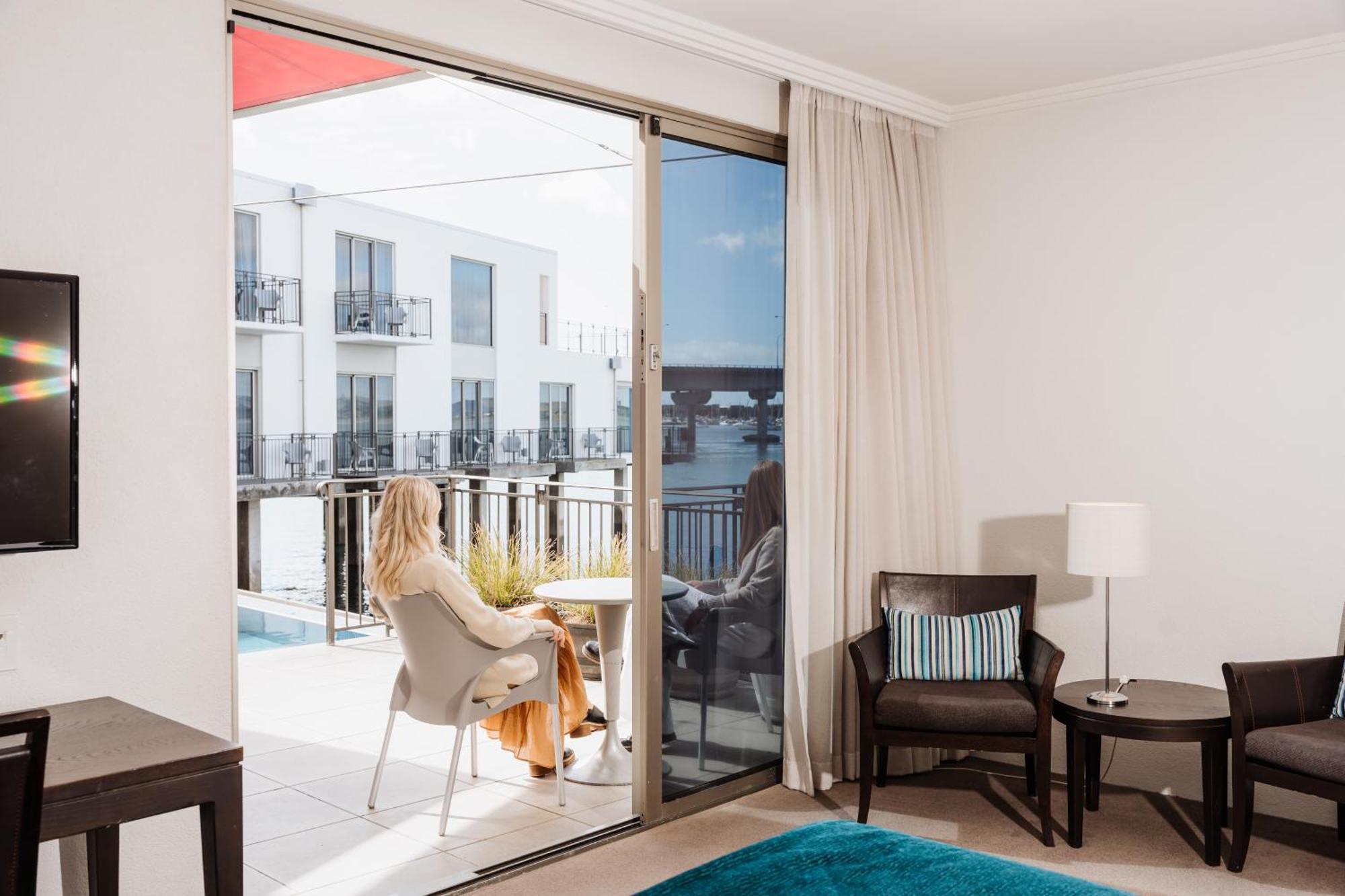 Trinity Wharf Tauranga Hotel Exterior photo