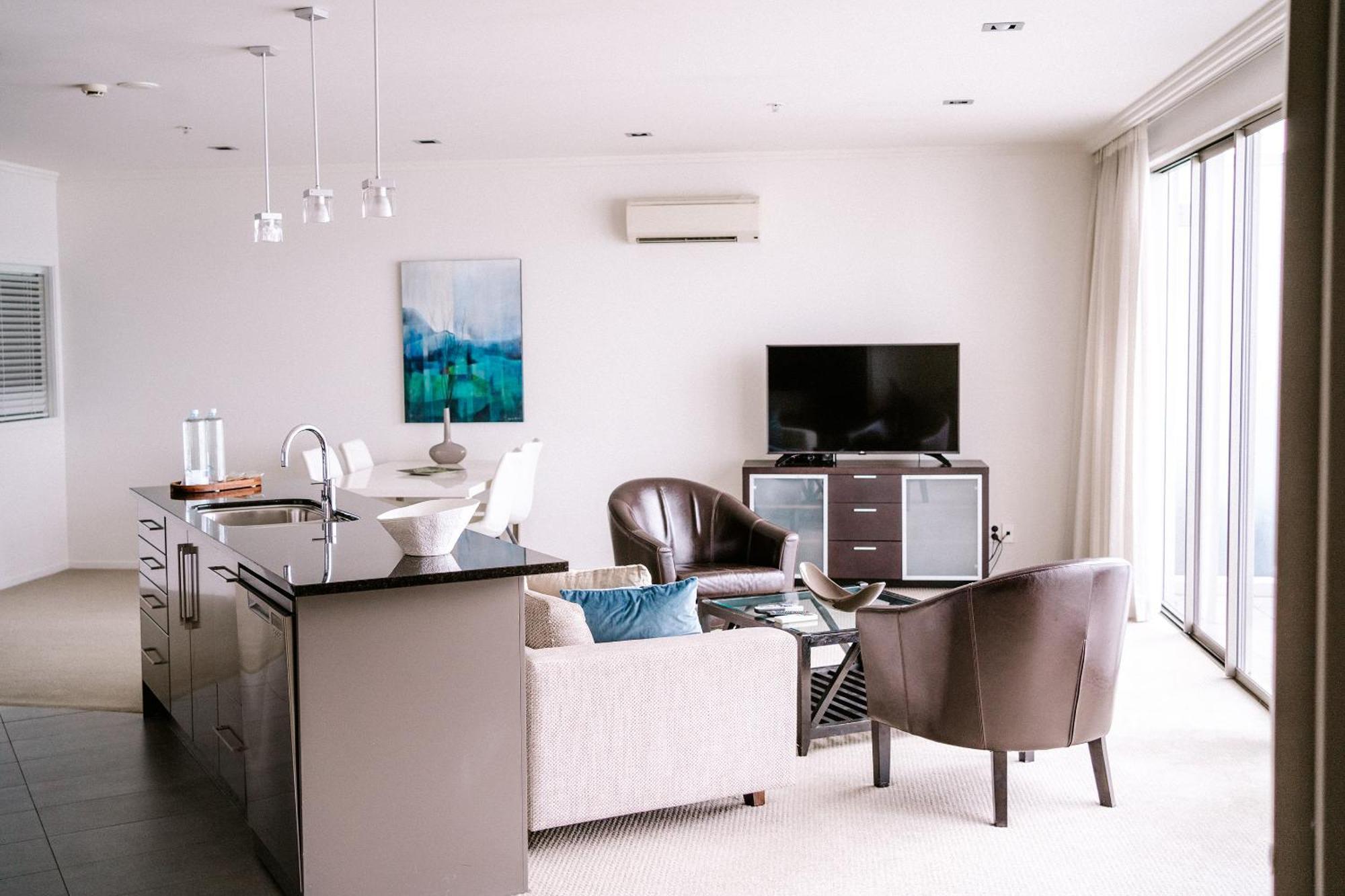 Trinity Wharf Tauranga Hotel Room photo