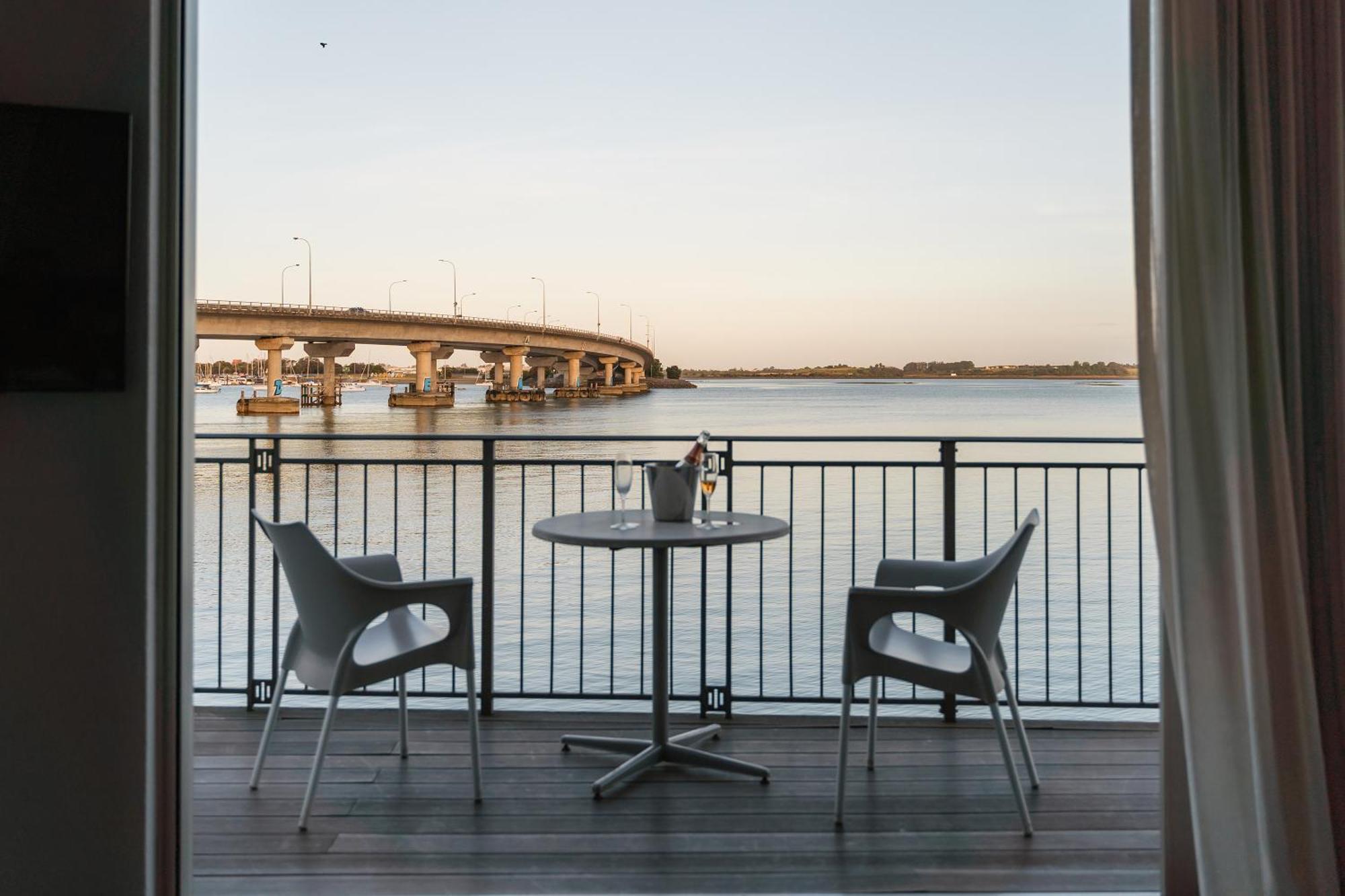 Trinity Wharf Tauranga Hotel Exterior photo