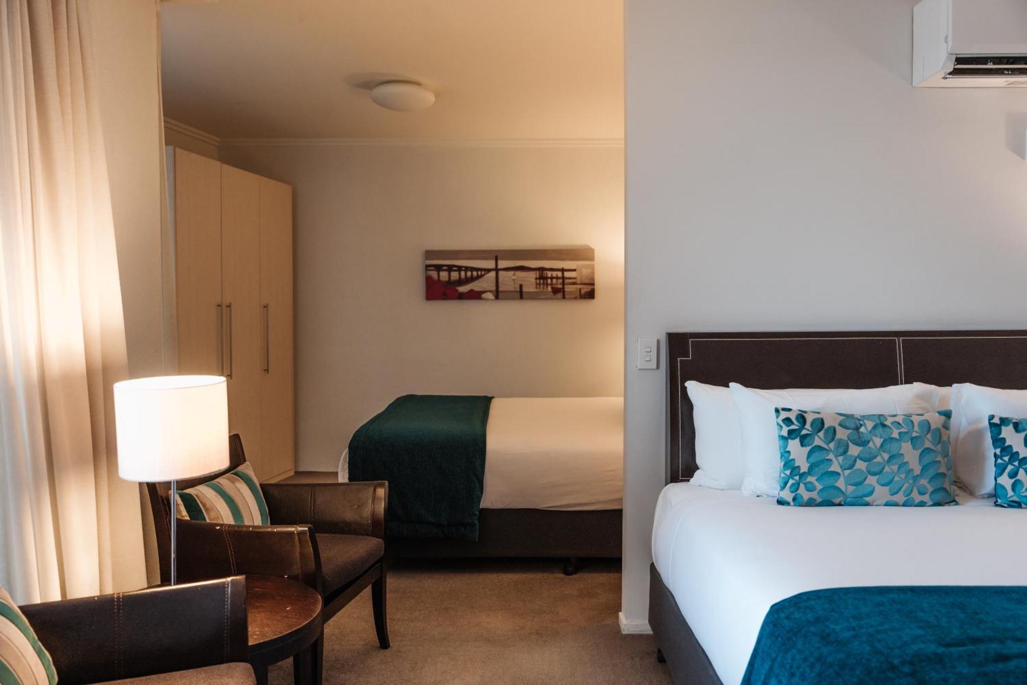 Trinity Wharf Tauranga Hotel Room photo