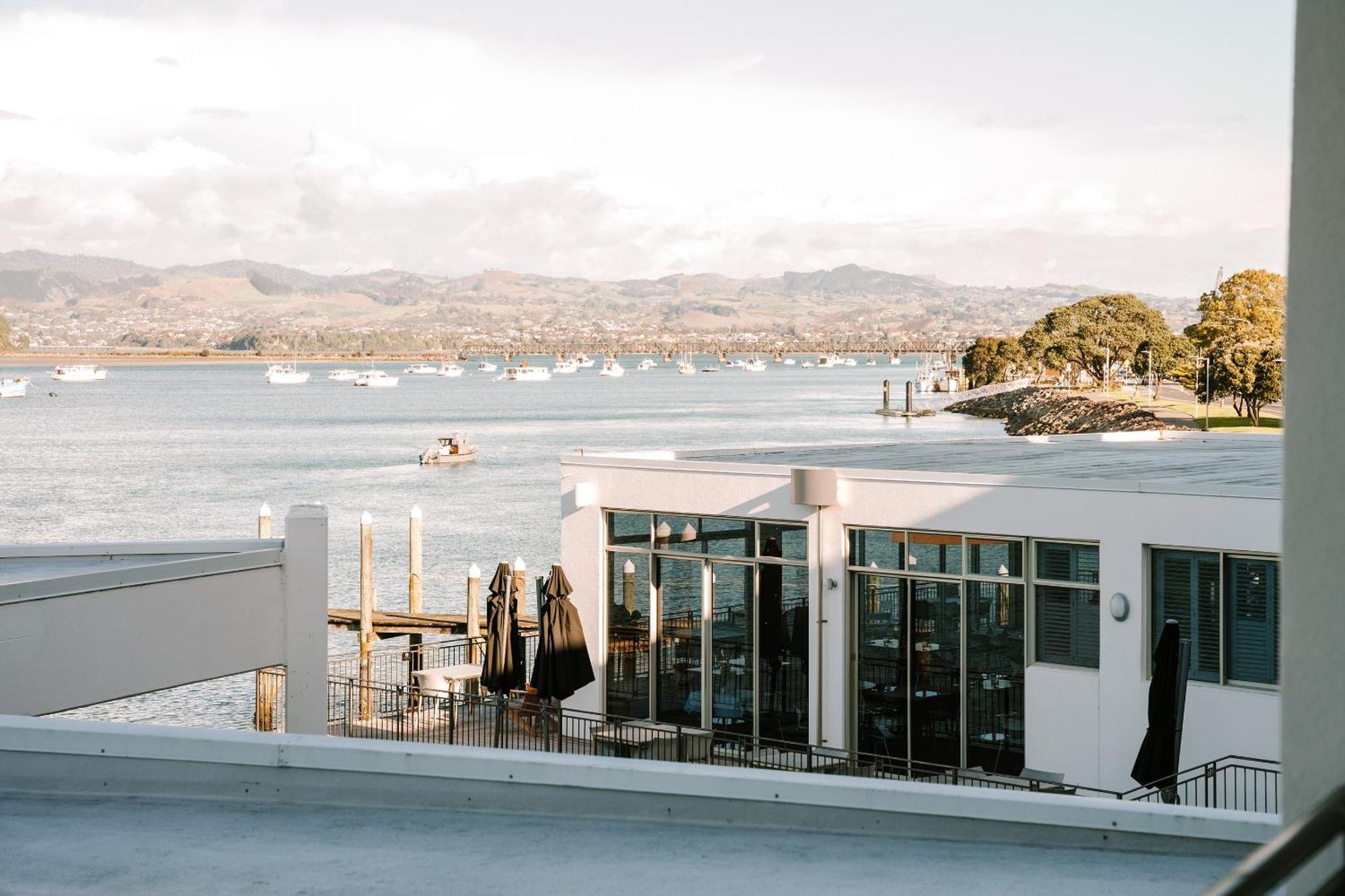 Trinity Wharf Tauranga Hotel Exterior photo