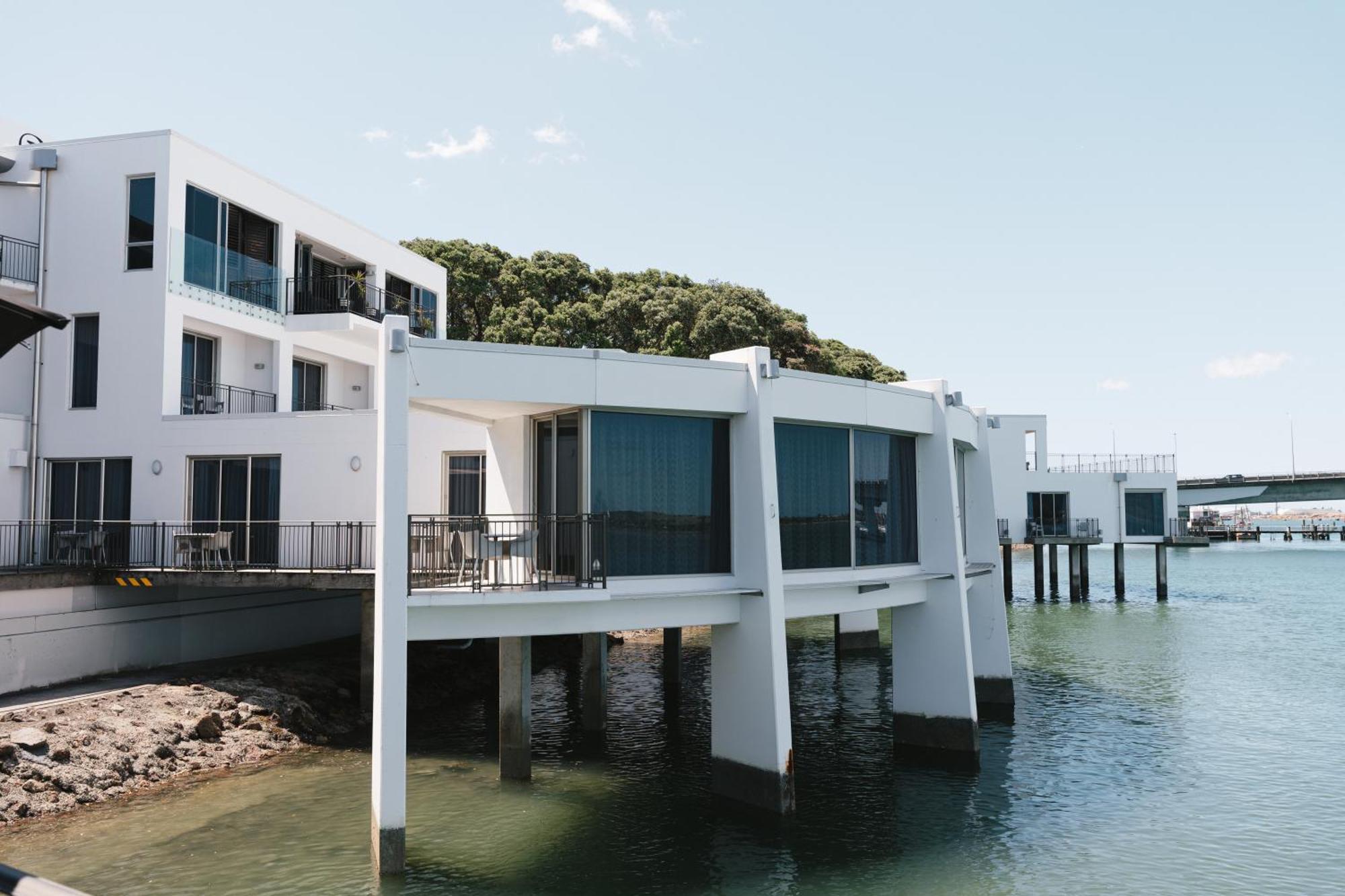 Trinity Wharf Tauranga Hotel Exterior photo